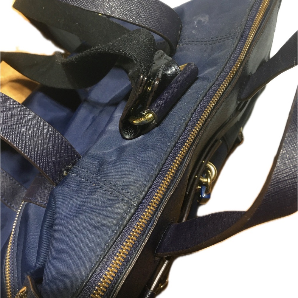 Henri Bendel Jet Set Backpack Sling Back Shoulder Bag Navy Blue - Picture 4 of 16